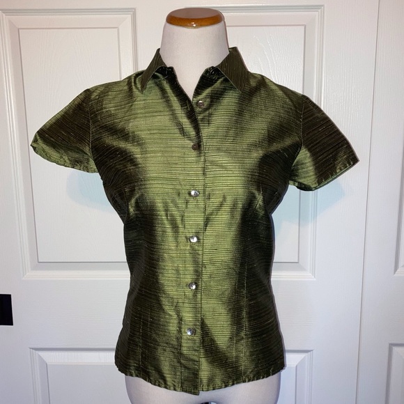 Ann Taylor 100% Raw Silk Green Short-sleeve Blouse 8 - Picture 1 of 4